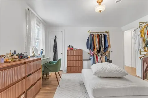 212 Leah Street Providence RI 02908