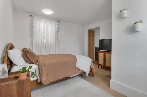 212 Leah Street Providence RI 02908