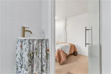 212 Leah Street Providence RI 02908