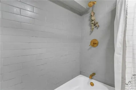 212 Leah Street Providence RI 02908