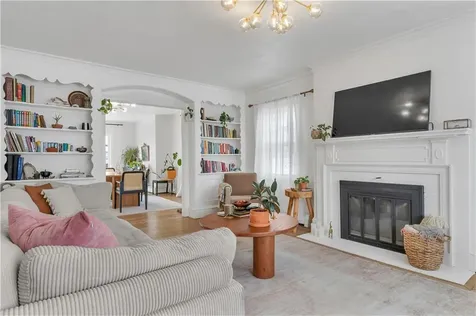 212 Leah Street Providence RI 02908