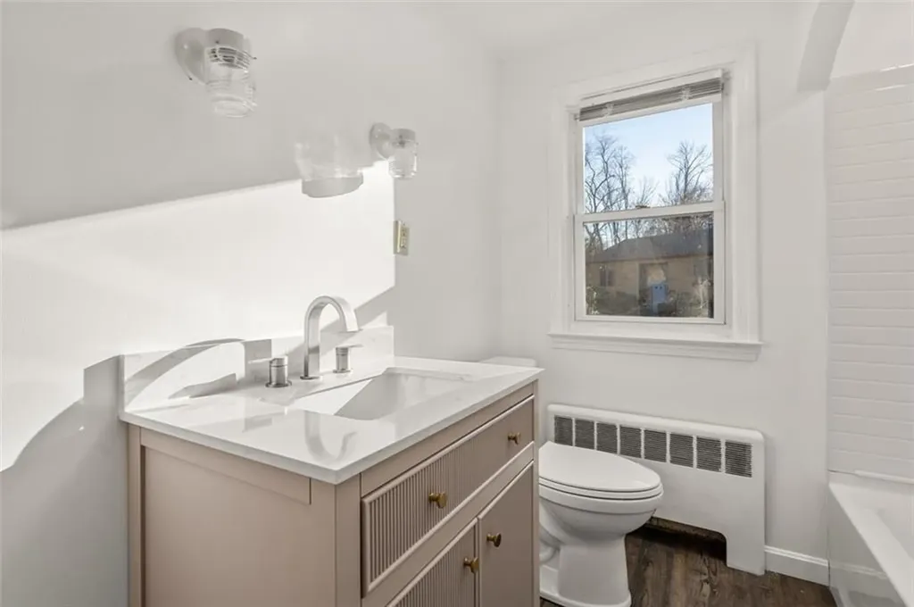 84 Intervale Road Cranston RI 02910