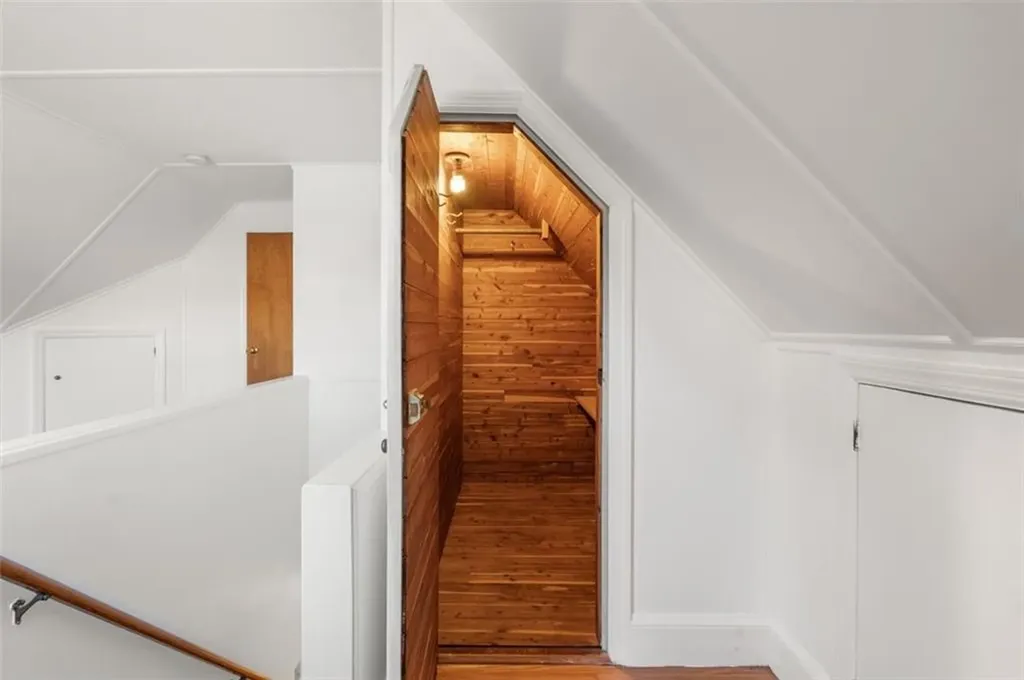 84 Intervale Road Cranston RI 02910