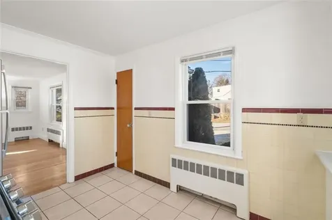 84 Intervale Road Cranston RI 02910