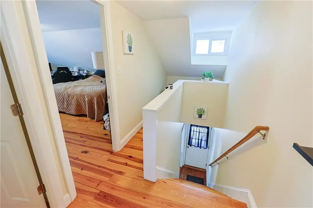 13 14 Pine Street Cranston RI 02910