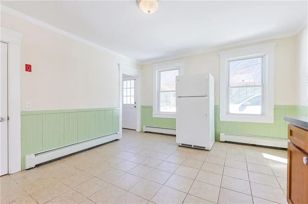 13 14 Pine Street Cranston RI 02910