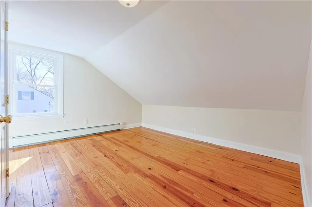 13 14 Pine Street Cranston RI 02910