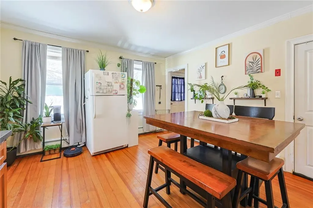 13 14 Pine Street Cranston RI 02910