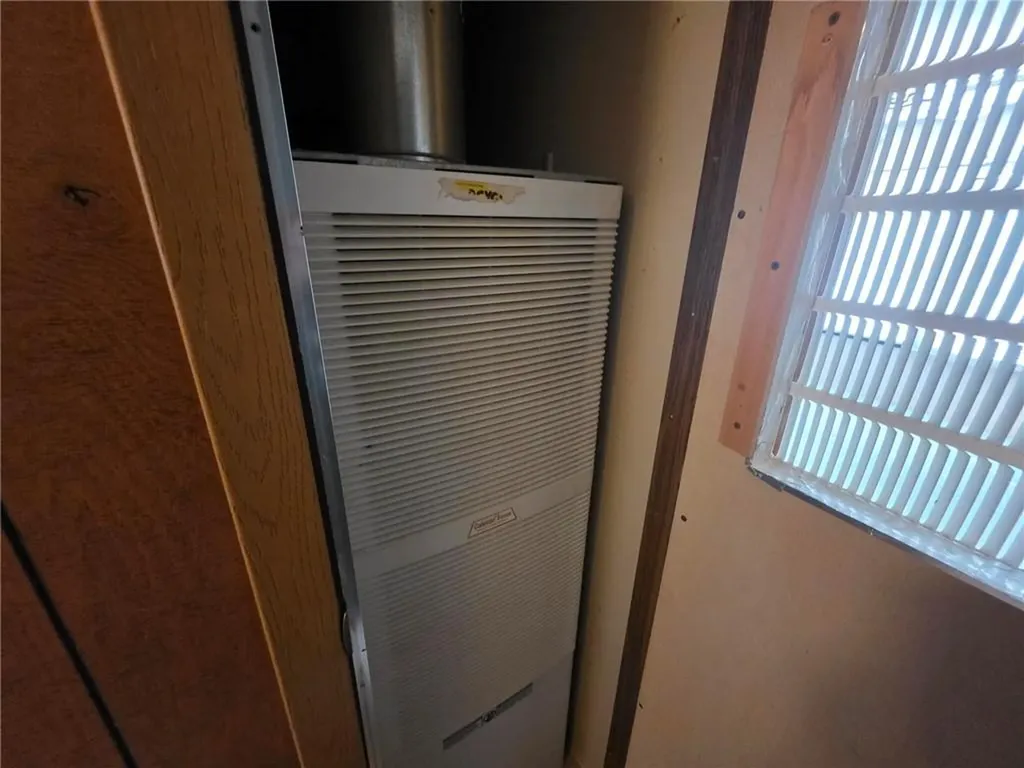 28 Lane E Lane Coventry RI 02816