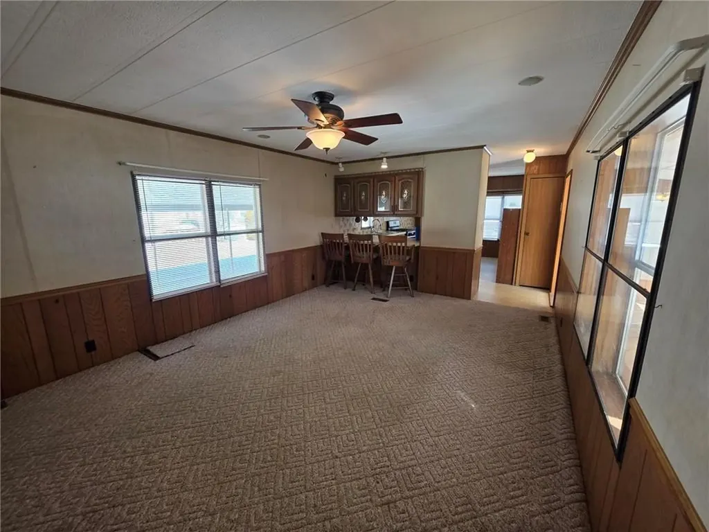 28 Lane E Lane Coventry RI 02816