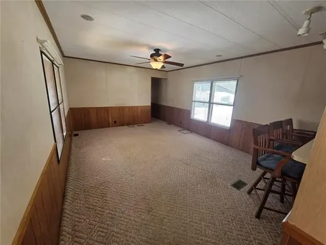 28 Lane E Lane Coventry RI 02816