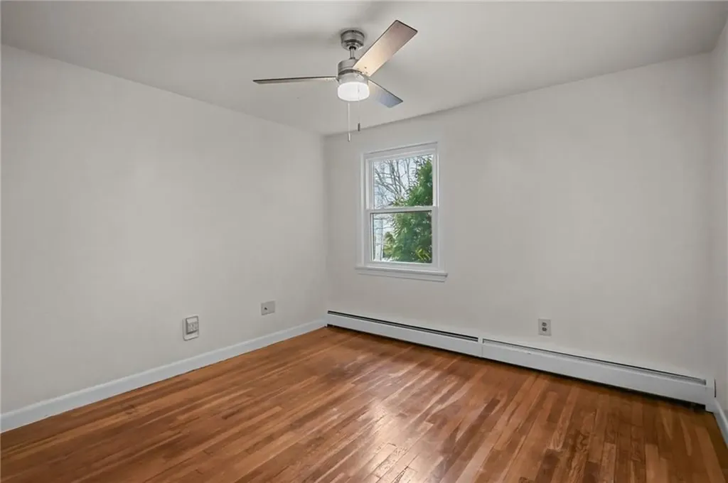 19 Salem Avenue Cranston RI 02920