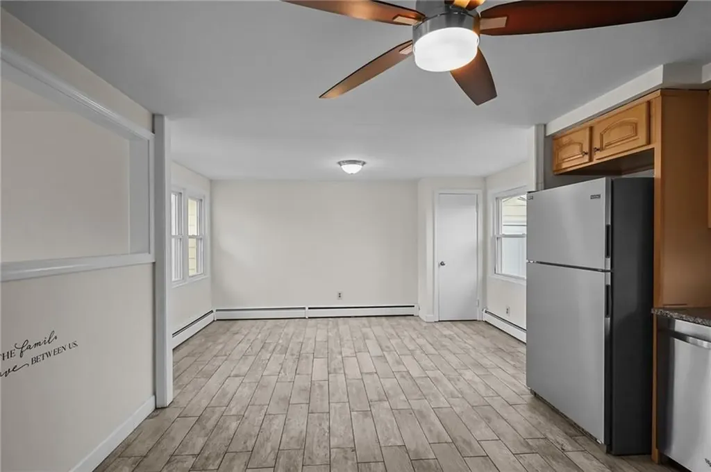 19 Salem Avenue Cranston RI 02920