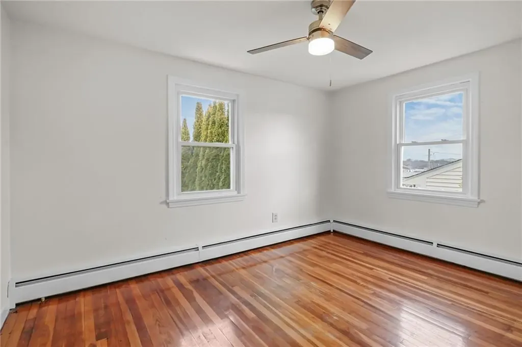 19 Salem Avenue Cranston RI 02920