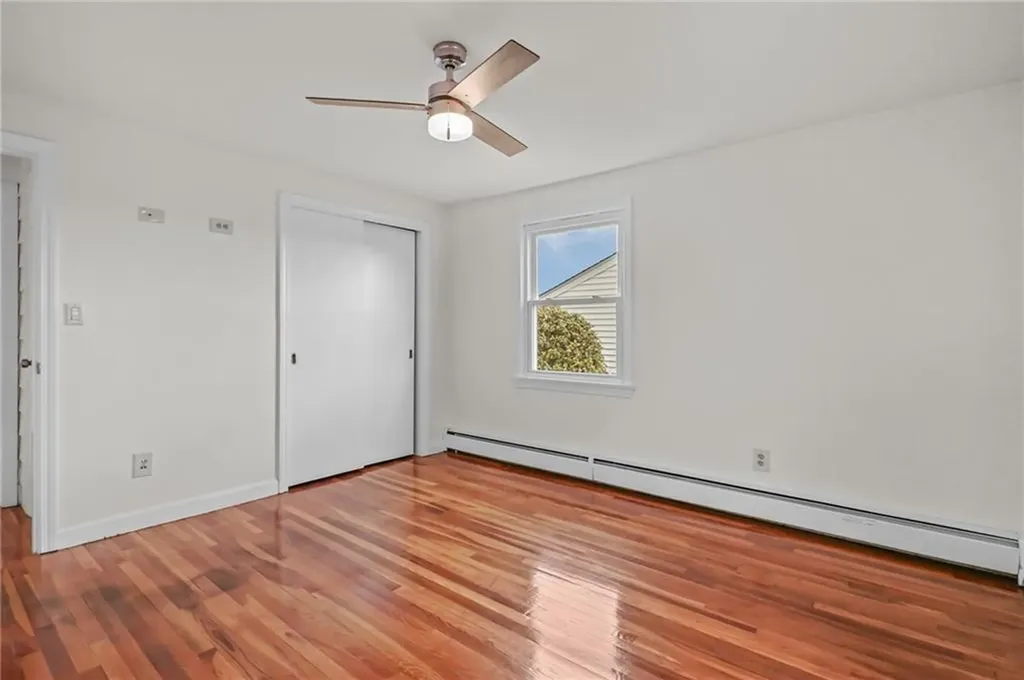 19 Salem Avenue Cranston RI 02920