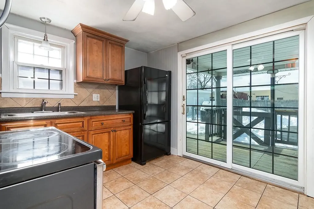 90 Massachusetts Avenue Warwick RI 02888