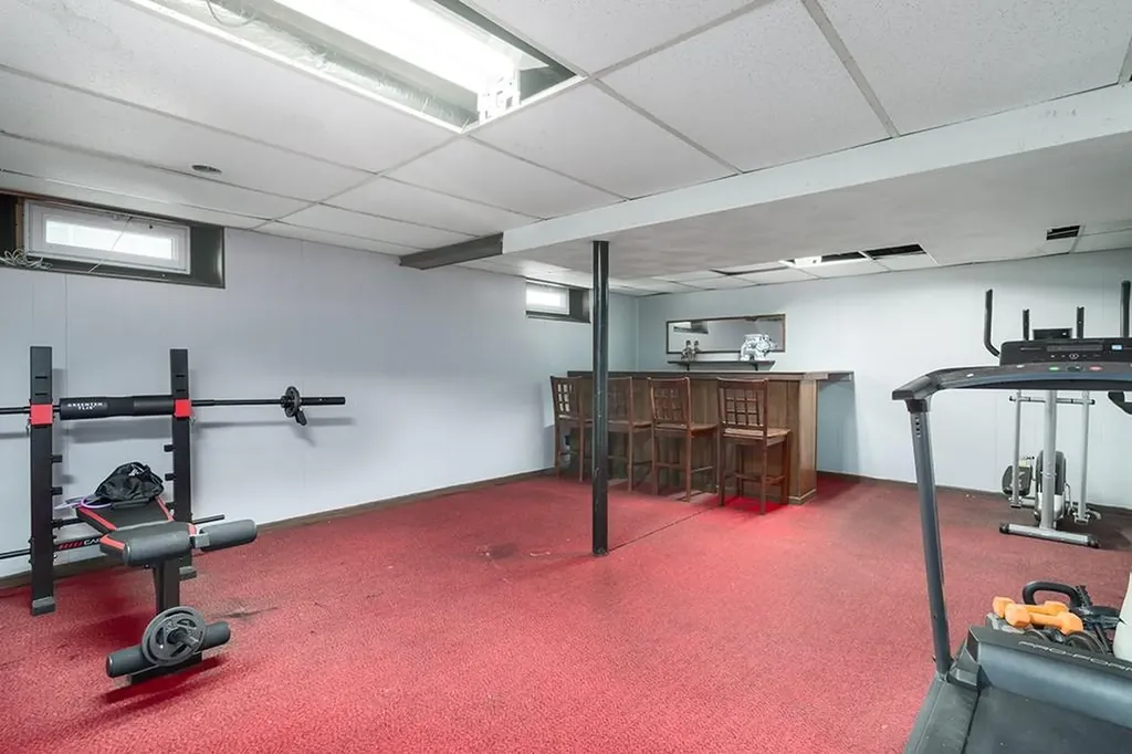 90 Massachusetts Avenue Warwick RI 02888