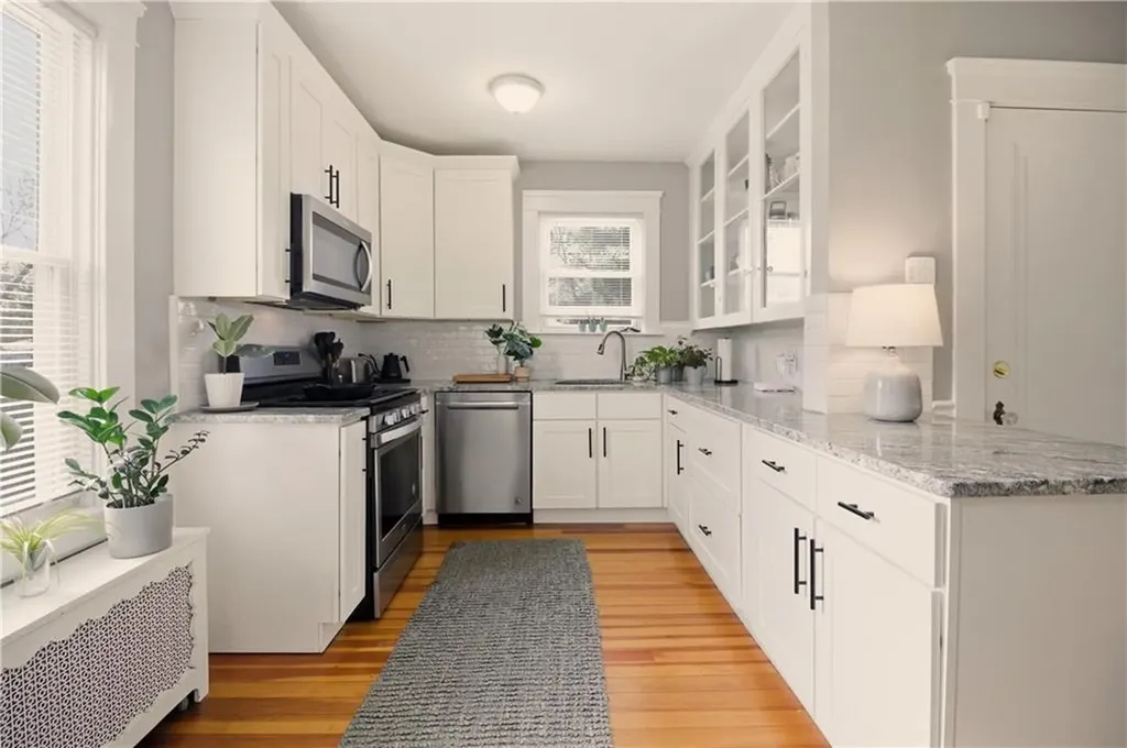 18 20 Nelson Street Providence RI 02908