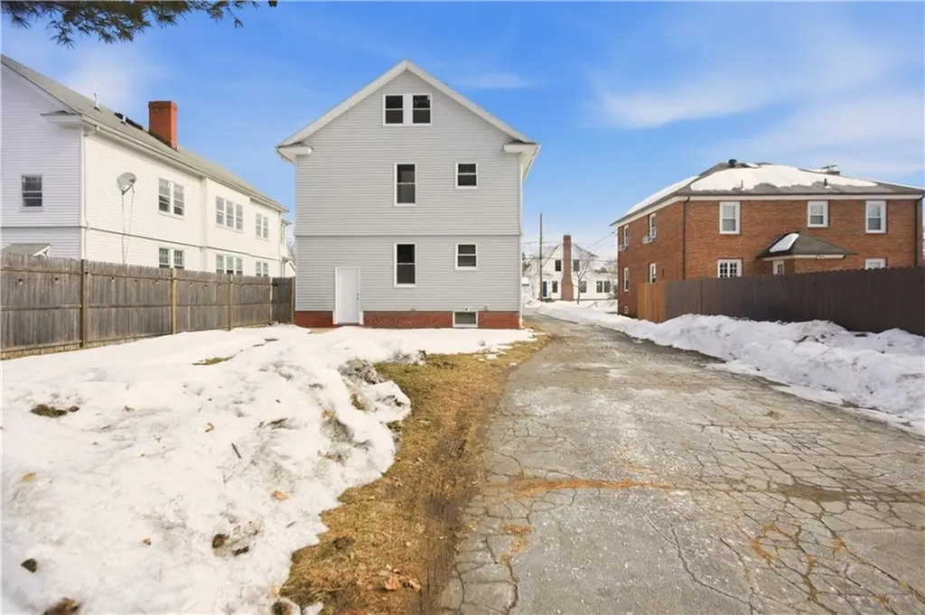 18 20 Nelson Street Providence RI 02908
