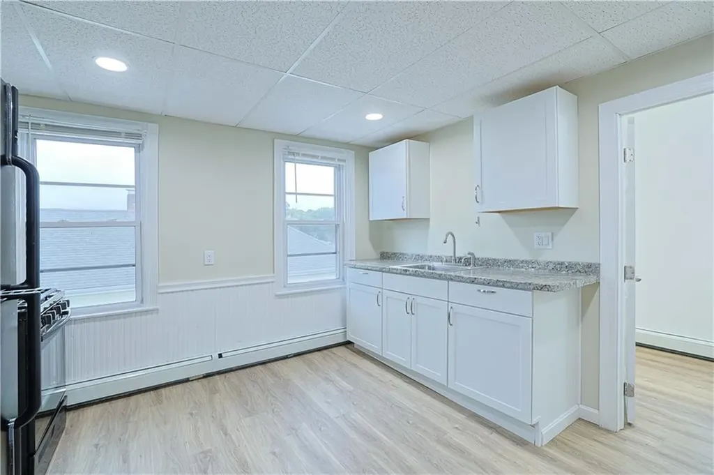 156 Urban Avenue North Providence RI 02904