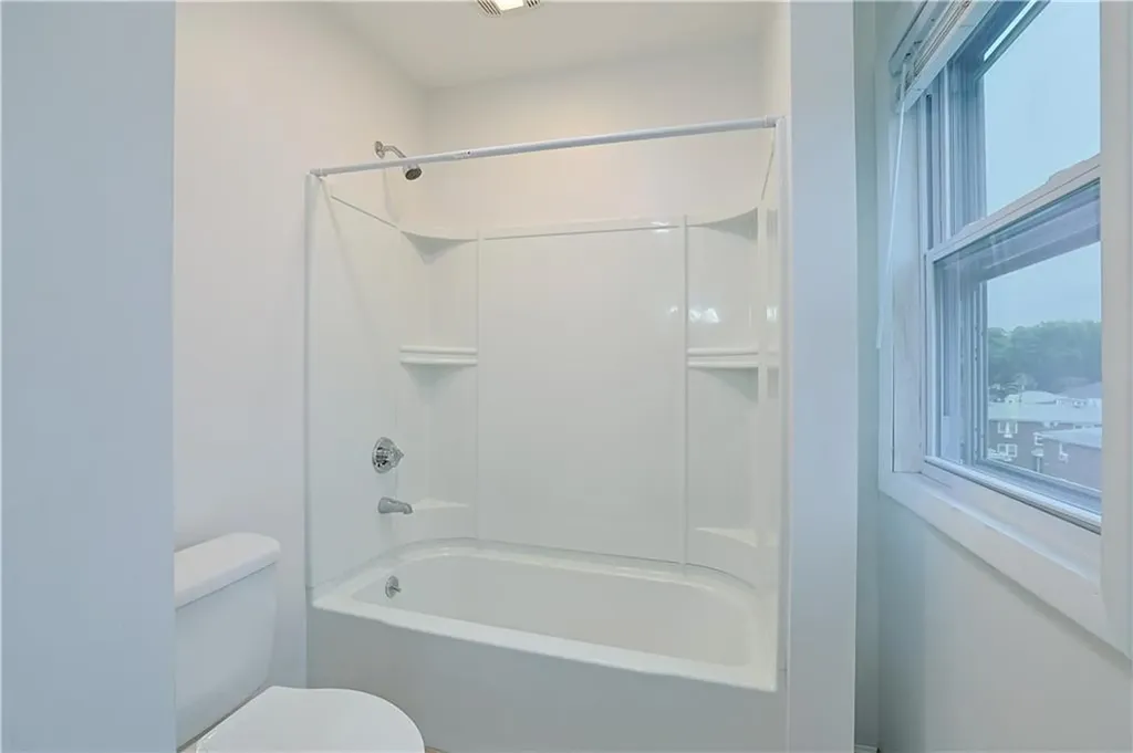 156 Urban Avenue North Providence RI 02904