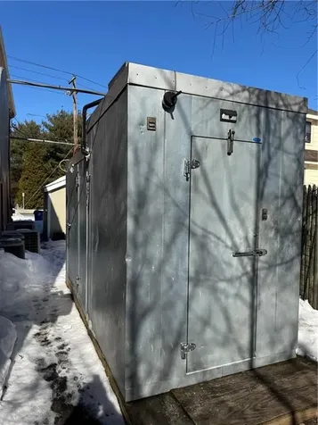 1690 W Shore Road Warwick RI 02889