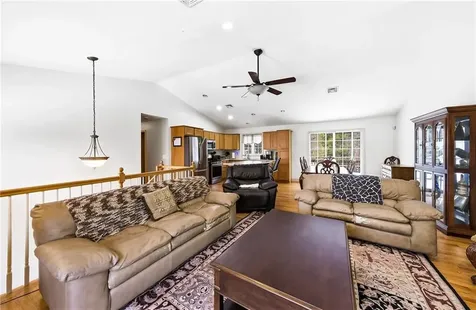 187 Plainfield Pike Scituate RI 02857