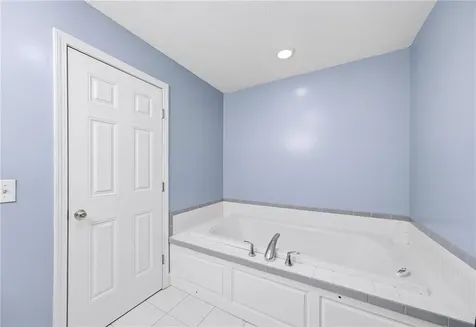 187 Plainfield Pike Scituate RI 02857