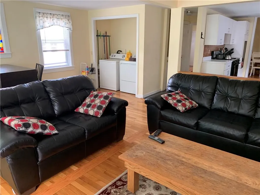 23 Carey Street Newport RI 02840