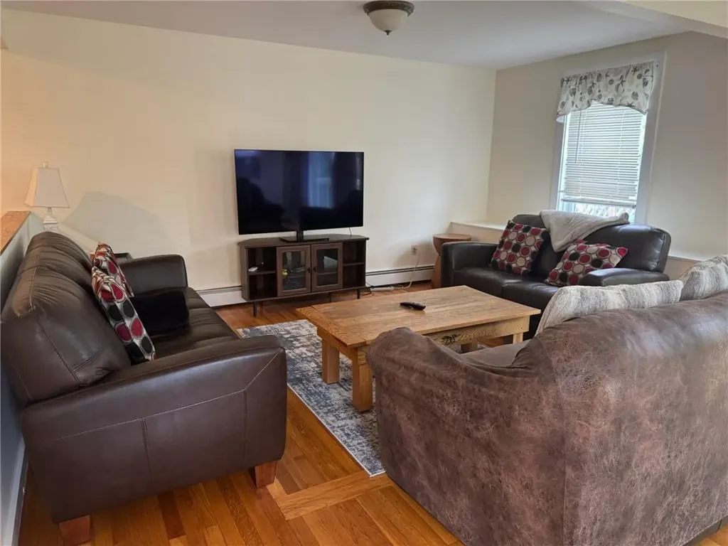 23 Carey Street Newport RI 02840