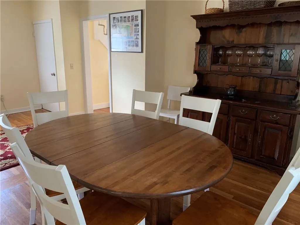 23 Carey Street Newport RI 02840