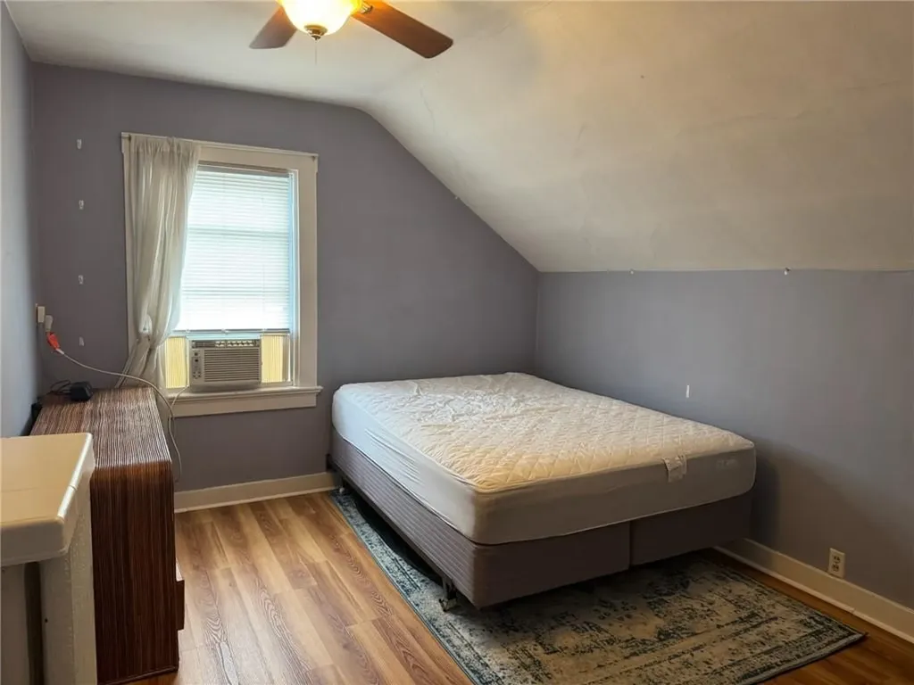 23 Carey Street Newport RI 02840