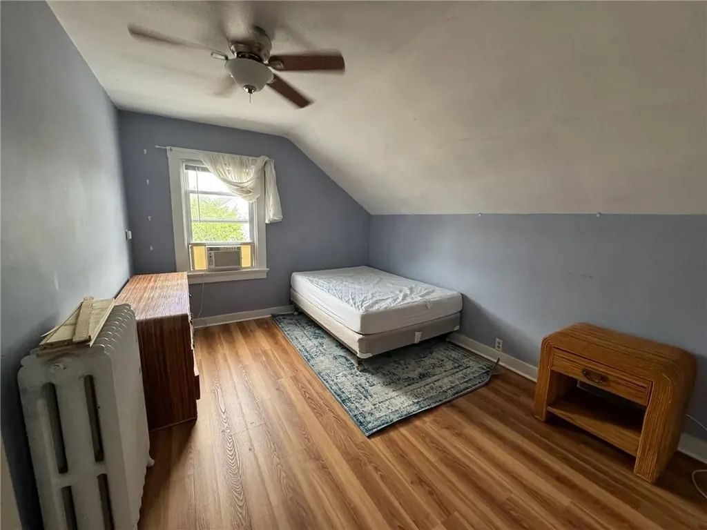 23 Carey Street Newport RI 02840