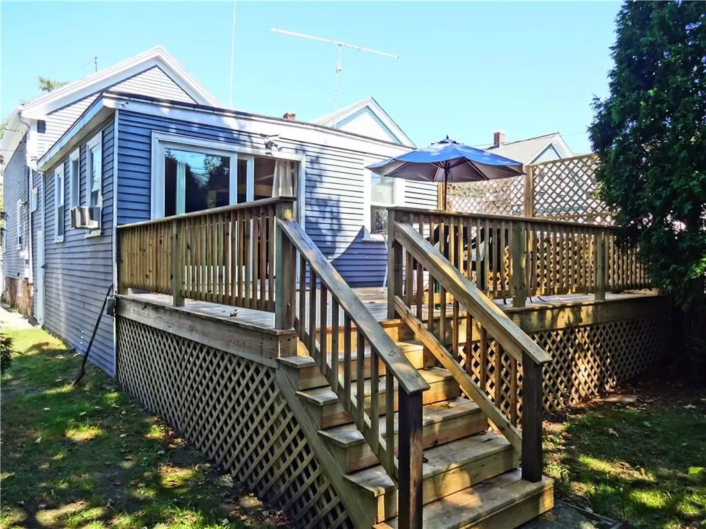 23 Carey Street Newport RI 02840