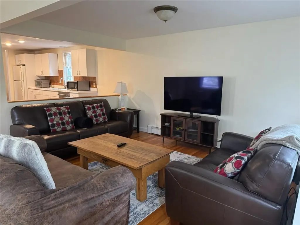 23 Carey Street Newport RI 02840