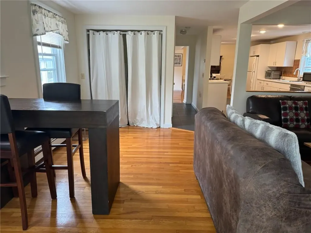 23 Carey Street Newport RI 02840