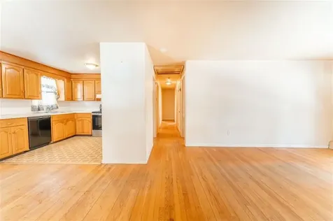 68 North Road Hopkinton RI 02833