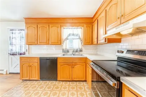 68 North Road Hopkinton RI 02833