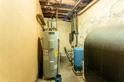 68 North Road Hopkinton RI 02833