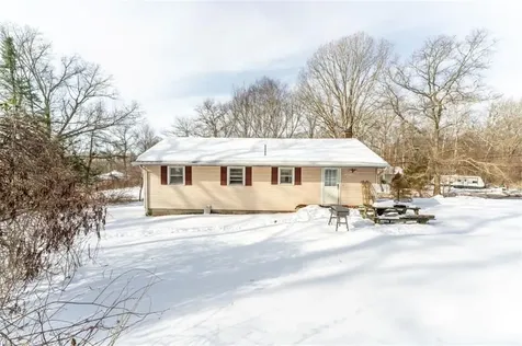 68 North Road Hopkinton RI 02833