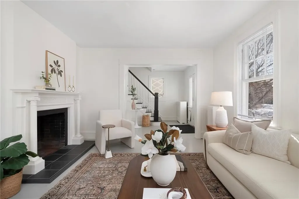 325 Wayland Avenue Providence RI 02906