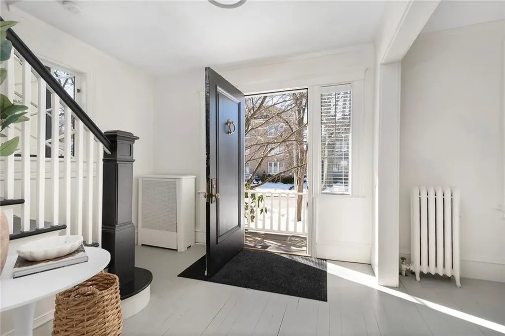 325 Wayland Avenue Providence RI 02906