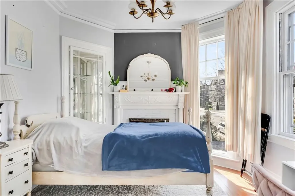 21 Elton Street Providence RI 02906