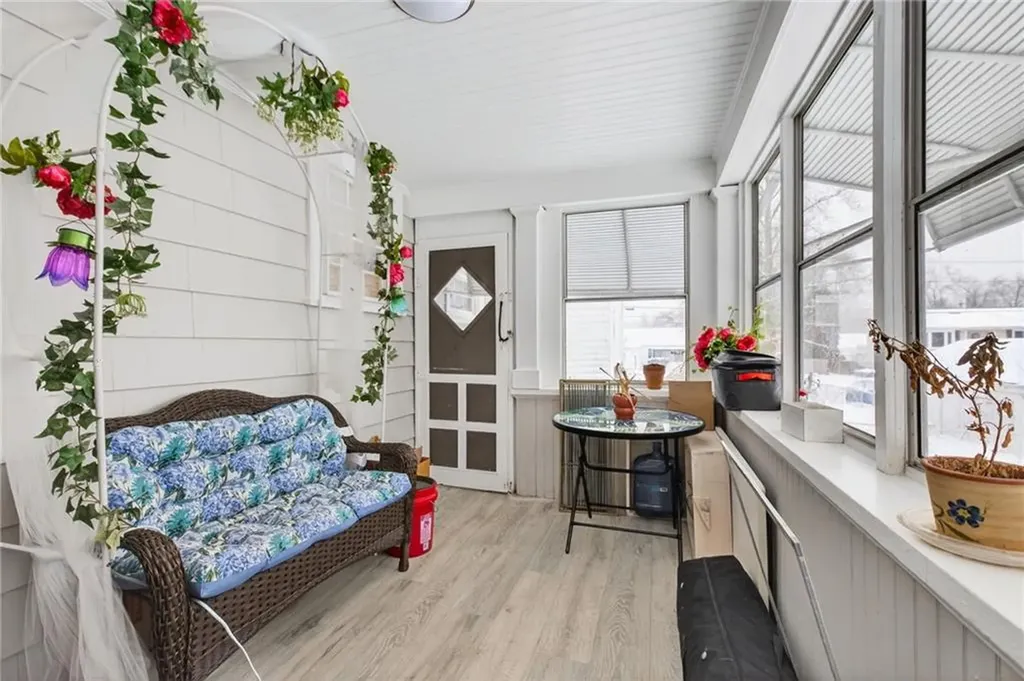 2941 Pawtucket Avenue East Providence RI 02915