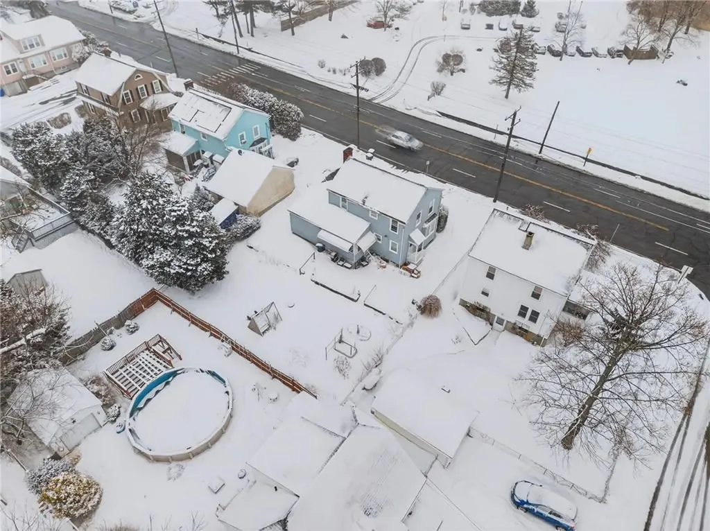 2941 Pawtucket Avenue East Providence RI 02915