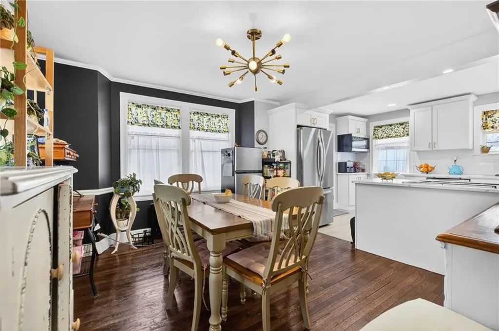 2941 Pawtucket Avenue East Providence RI 02915