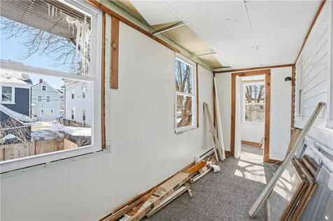 130 Water Street Warren RI 02885