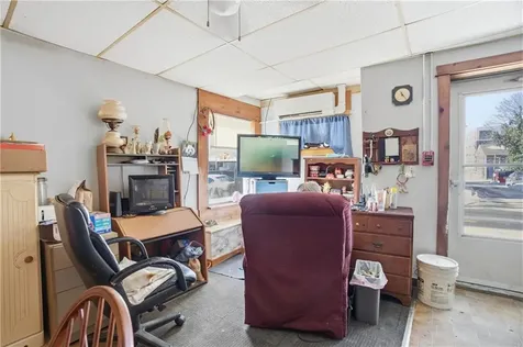 130 Water Street Warren RI 02885