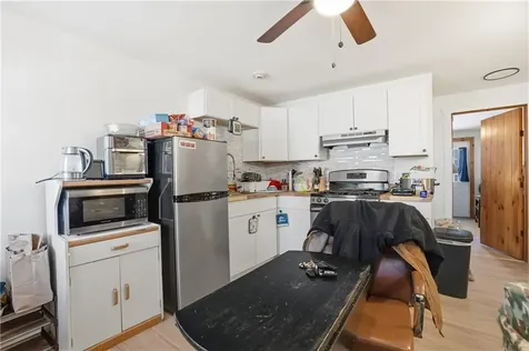 130 Water Street Warren RI 02885