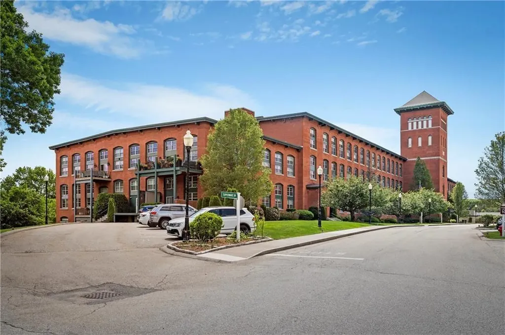 1 Tupperware Drive North Smithfield RI 02896